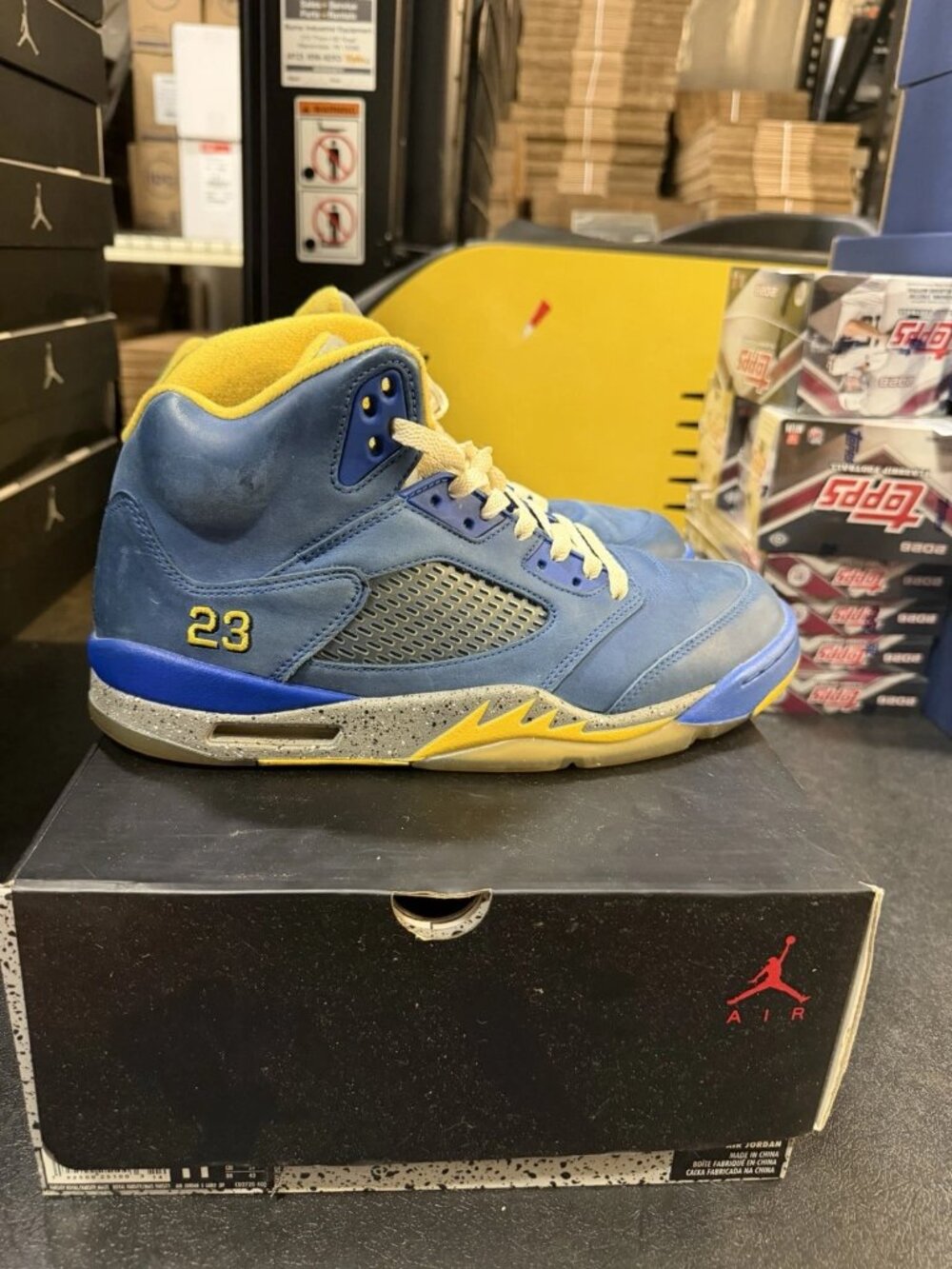WORN Men’s Air Jordan 5 Retro Laney CD2720-400 Size 11 WITH BOX